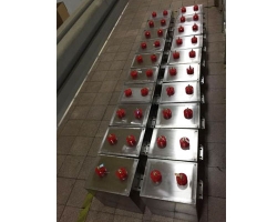 High voltage pulse capacitor